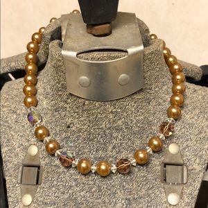 Vintage copper colored beaded necklace￼